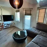 Lejlighed Centrally Located In Varna